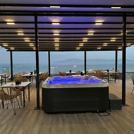 Blue View Apartments Kavala Exterior foto